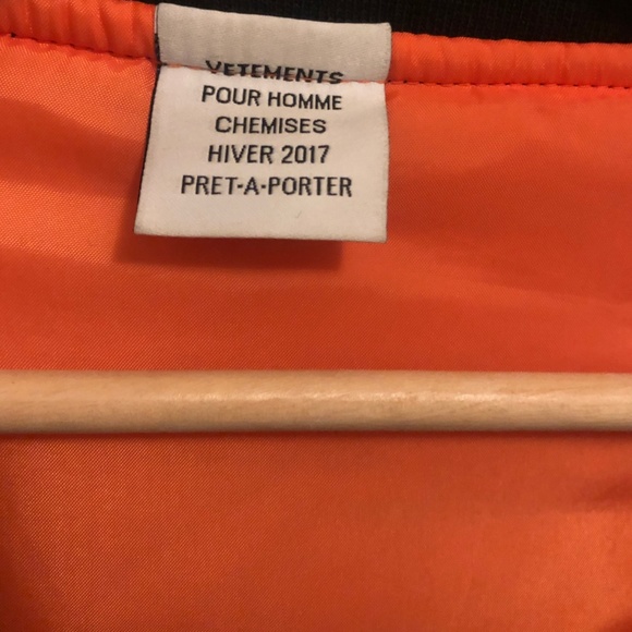 Vetement overzied Bomber Jacket - Picture 2 of 4
